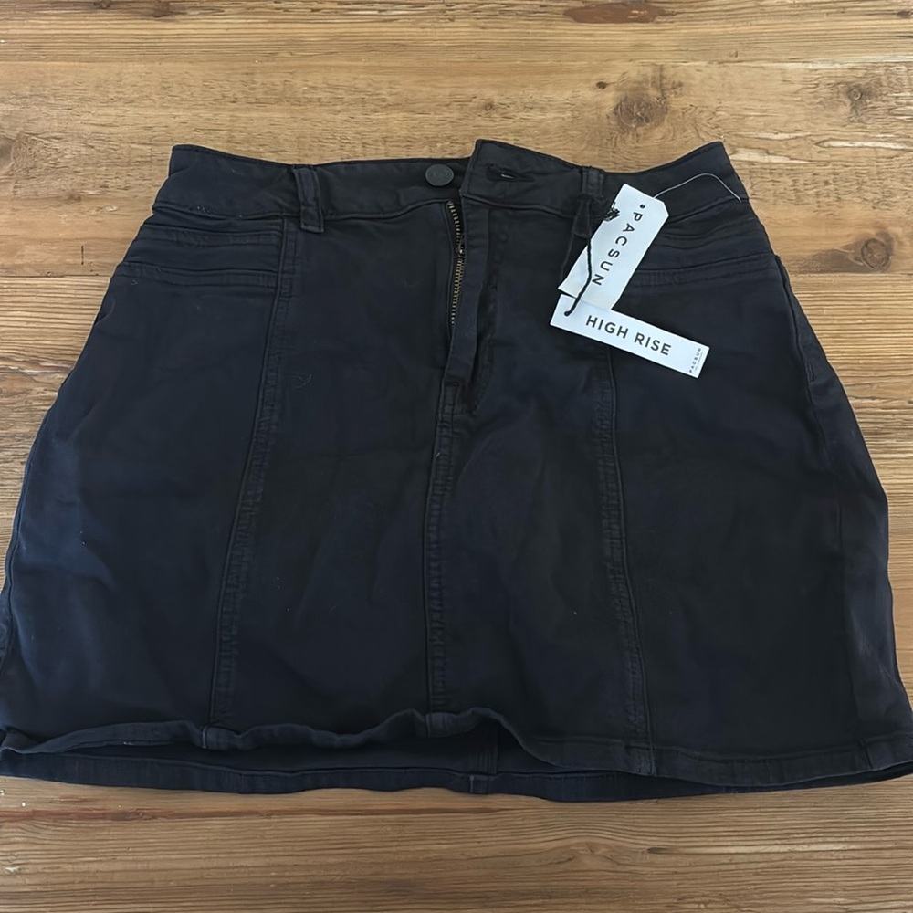 High rise black cargo skirt
